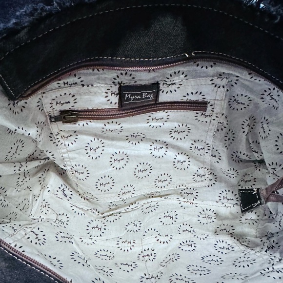 Myra small tote - Picture 4 of 6